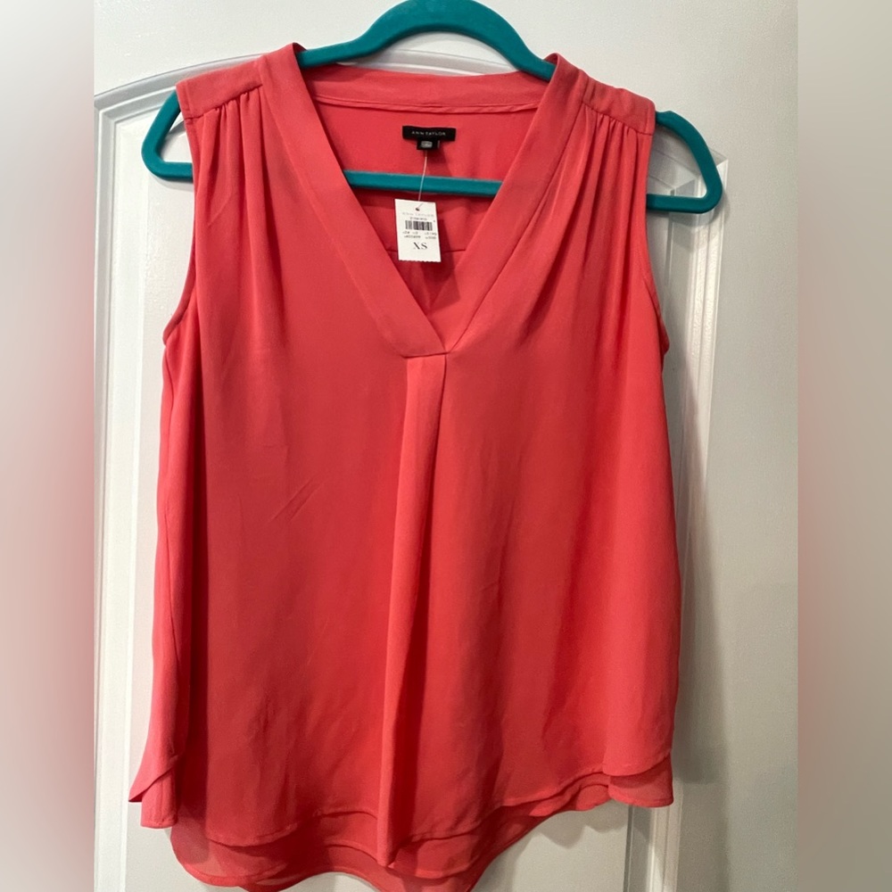 Ann Taylor dark peach XS shell NWT